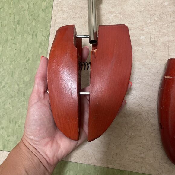Vintage King Size Wood Shoe Trees Size Pair Insert Stretcher Form Rochester Shoe - Picture 2 of 4